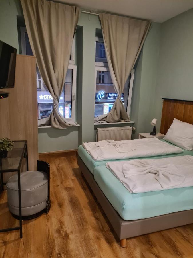 Hotel Hostel Zafir เบอร์ลิน ภายนอก รูปภาพ
